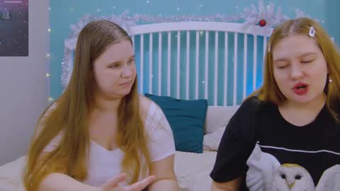 Snapshot of blush_ellie chatting on 25, 1, 2025 Ellie3 online show from 25, 1, 2025