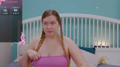 Snapshot of blush_ellie chatting on 21, 2, 2025 Ellie3 online show from 21, 2, 2025