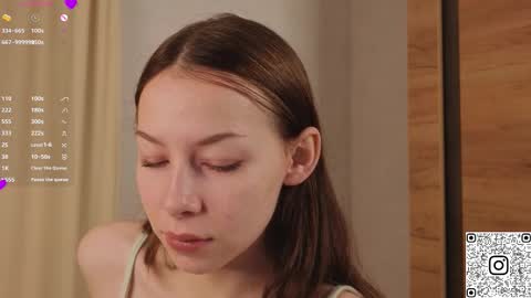 Snapshot of blushinbloom chatting on 18, 10, 2025 Dolores online show from 18, 10, 2025