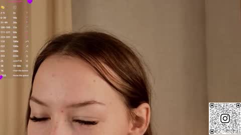 Snapshot of blushinbloom chatting on 29, 10, 2025 Dolores online show from 29, 10, 2025