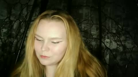 blushing_star online show from 12, 9, 2025