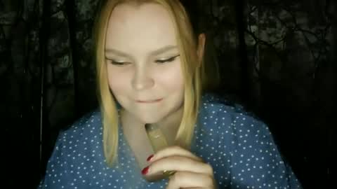 blushing_star online show from 25, 9, 2025