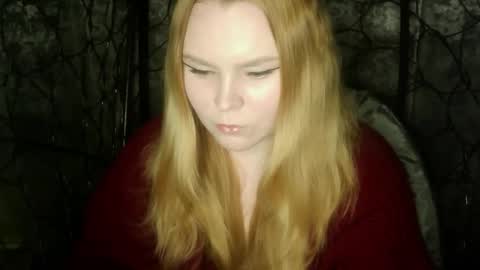 blushing_star online show from 10, 10, 2025