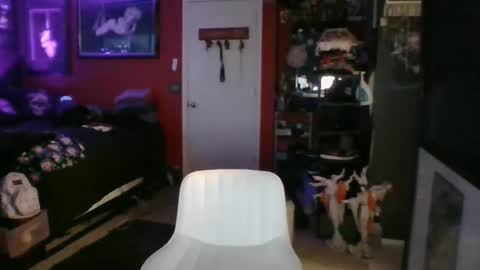 B nasty online show from 2, 10, 2025