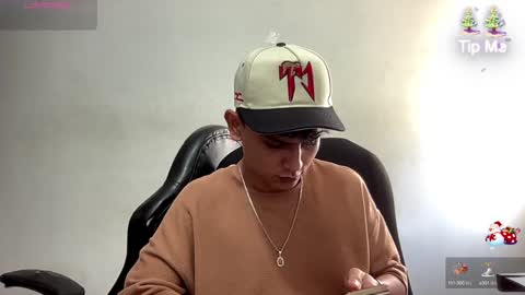 Snapshot of bob_pettersonn chatting on 10, 12, 2024 Bob INDEPENDENT MODEL online show from 10, 12, 2024