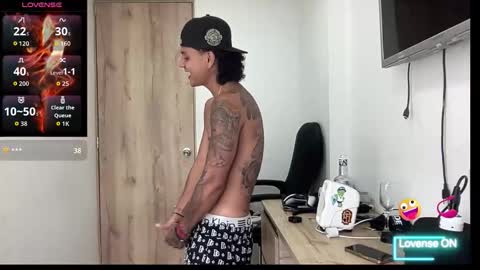 Snapshot of bob_pettersonn chatting on 15, 10, 2025 Bob INDEPENDENT MODEL online show from 15, 10, 2025