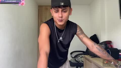 Snapshot of bob_pettersonn chatting on 16, 4, 2026 Bob INDEPENDENT MODEL online show from 16, 4, 2026