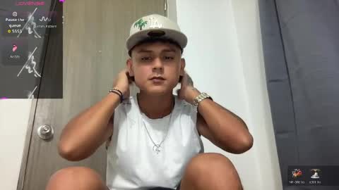 Snapshot of bob_pettersonn chatting on 26, 5, 2026 Bob INDEPENDENT MODEL online show from 26, 5, 2026