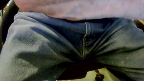 Snapshot of bobbie420_ chatting on 21, 10, 2025 bobbie420_ online show from 21, 10, 2025