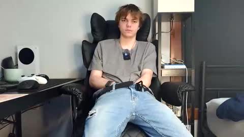 bobby72738 online show from 17, 12, 2025