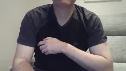 Snapshot of bobby_113 chatting on 8, 1, 2025 bobby_113 online show from 8, 1, 2025