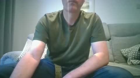 Snapshot of bobby_113 chatting on 2, 2, 2026 bobby_113 online show from 2, 2, 2026