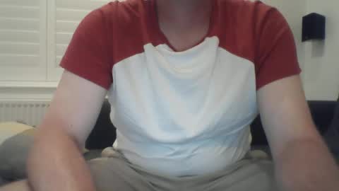 Snapshot of bobby_113 chatting on 28, 6, 2026 bobby_113 online show from 28, 6, 2026