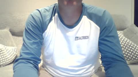 Snapshot of bobby_113 chatting on 8, 7, 2026 bobby_113 online show from 8, 7, 2026