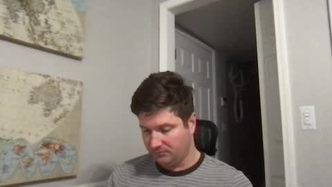 bobbylightfoot3 online show from 10, 1, 2025