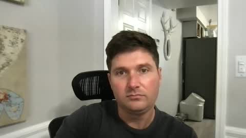 bobbylightfoot3 online show from 25, 1, 2025