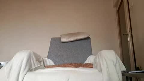 bobbytoyyboy online show from 8, 12, 2024