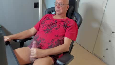 Snapshot of bobo_k chatting on 16, 2, 2025 bobo_k online show from 16, 2, 2025