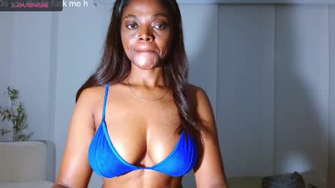 Snapshot of body_desire chatting on 10, 1, 2025 danna online show from 10, 1, 2025