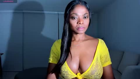 Snapshot of body_desire chatting on 6, 10, 2025 danna online show from 6, 10, 2025