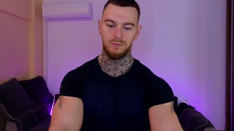 Snapshot of bodyouwant chatting on 2, 2, 2025 bodyouwant online show from 2, 2, 2025