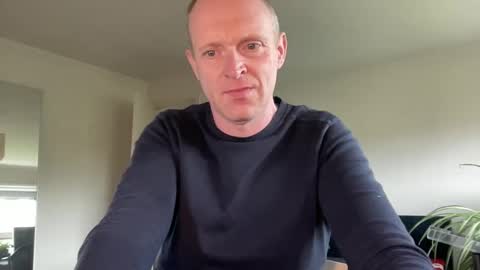 ask me online show from 14, 10, 2025