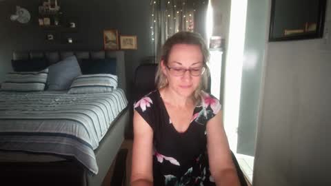 Snapshot of boeslaboes chatting on 26, 12, 2024 Ningifun couple online show from 26, 12, 2024