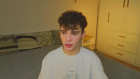 Snapshot of boicute chatting on 18, 10, 2025 ALEXPVT IS OPEN online show from 18, 10, 2025