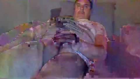 Snapshot of boidady chatting on 12, 9, 2025 emilio online show from 12, 9, 2025