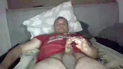 Snapshot of boidady chatting on 2, 10, 2025 emilio online show from 2, 10, 2025