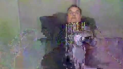 Snapshot of boidady chatting on 23, 10, 2025 emilio online show from 23, 10, 2025