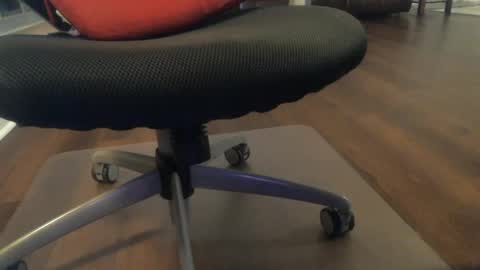 FRECKLES online show from 24, 2, 2025