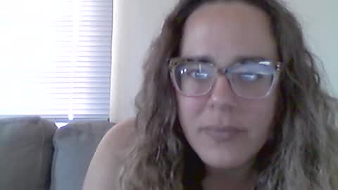 Snapshot of bongmamabear chatting on 6, 7, 2026 bongmamabear online show from 6, 7, 2026