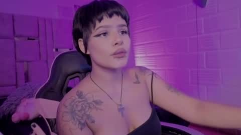 Snapshot of bonnie_anderson chatting on 17, 6, 2026 Bonnie Anderson online show from 17, 6, 2026