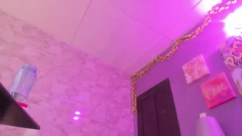 Snapshot of bonnie_benet chatting on 11, 12, 2024 Bonnie online show from 11, 12, 2024