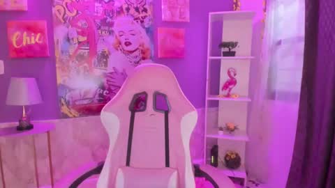 Snapshot of bonnie_benet chatting on 17, 12, 2024 Bonnie online show from 17, 12, 2024