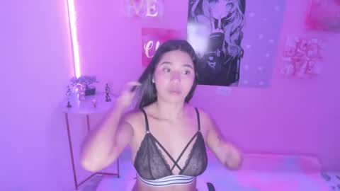 Snapshot of bonnie_benet chatting on 7, 1, 2025 Bonnie online show from 7, 1, 2025