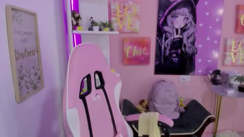 Snapshot of bonnie_benet chatting on 2, 12, 2025 Bonnie online show from 2, 12, 2025