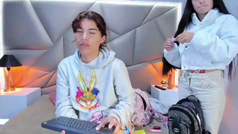 bonny_bonss online show from 16, 2, 2025