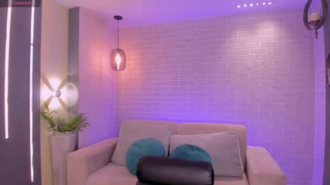 Snapshot of bonnyrosex chatting on 12, 9, 2025 Bonny online show from 12, 9, 2025