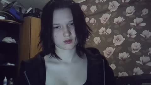 Snapshot of bony_may4 chatting on 5, 1, 2025 bony_may4 online show from 5, 1, 2025