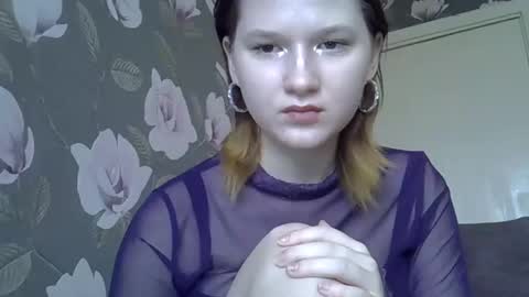 Snapshot of bony_may4 chatting on 1, 2, 2025 bony_may4 online show from 1, 2, 2025