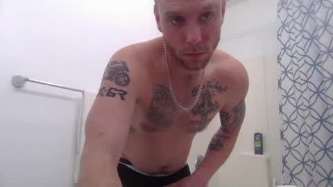 Snapshot of boogieflexxx chatting on 11, 1, 2025 boogieflexxx online show from 11, 1, 2025