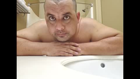 Boonuyzinurface online show from 30, 9, 2025
