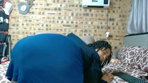 Snapshot of bootytwerkxxx chatting on 15, 7, 2026 bootytwerkxxx online show from 15, 7, 2026
