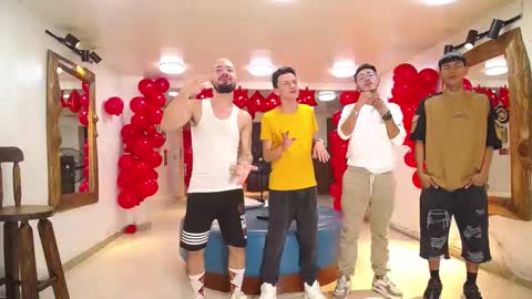 THOMAS AND DAMIAND online show from 10, 2, 2025