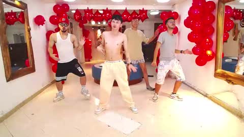 THOMAS AND DAMIAND online show from 13, 2, 2025