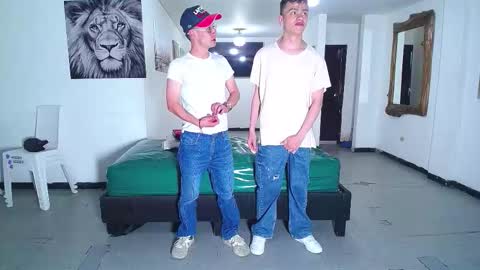 THOMAS AND DAMIAND online show from 2, 11, 2025