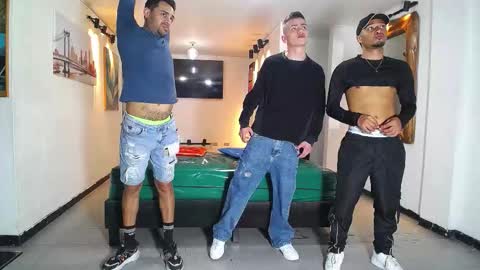 THOMAS AND DAMIAND online show from 30, 11, 2025