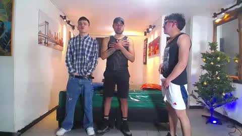 THOMAS AND DAMIAND online show from 19, 12, 2025